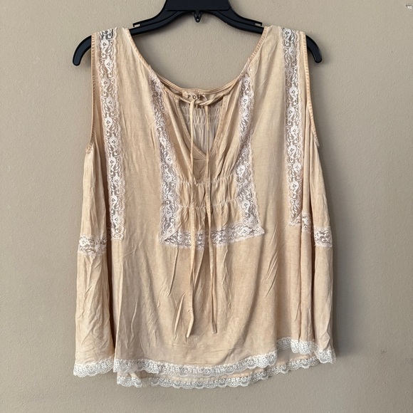 NWOT POL Clothing Tan Lace Boho Tie Front Relaxed Blouse Top Size S - Picture 2 of 7